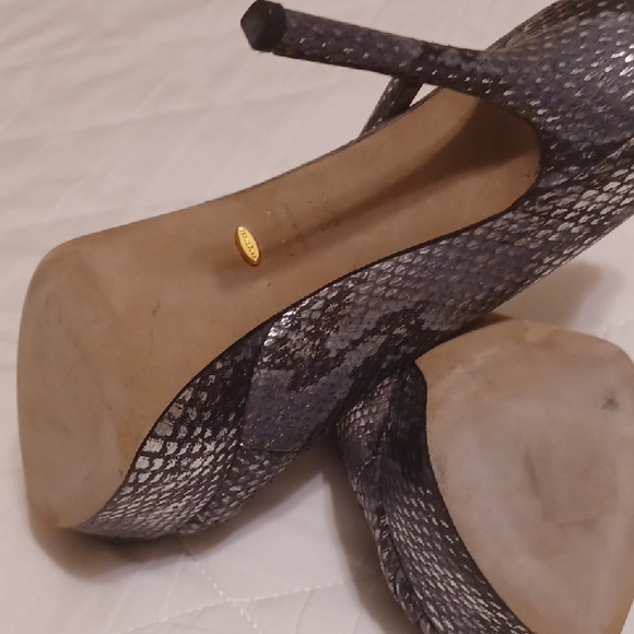 Sergio Rossi Black and Silver Textured Platform Heels - Picture 5 of 10